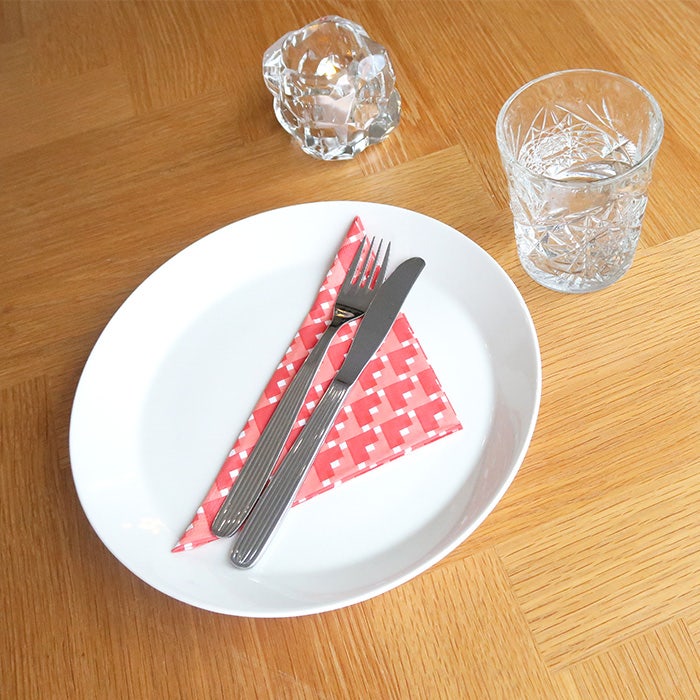 Lautasliinat Avun askel 33 x 33 cm