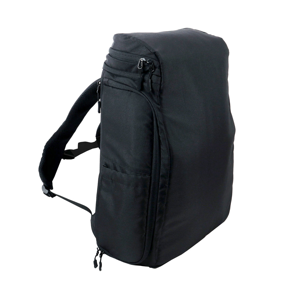 Travel reppu 27 l musta