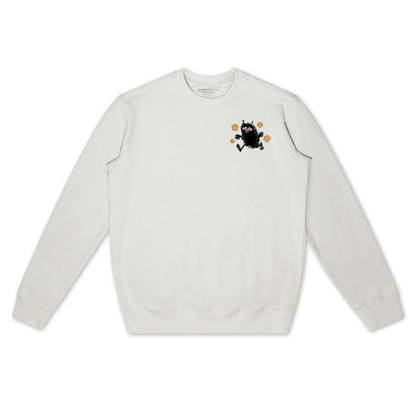 Vaaleanharmaa Muumi-collegepaita jossa seikkailee Haisuli. 