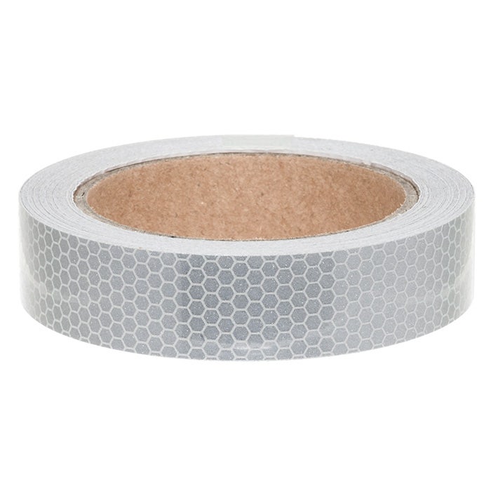 Heijastava teippi on helppo käyttää.