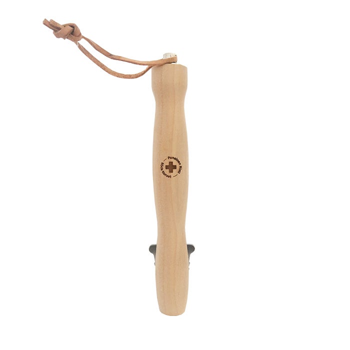 puinen makkaratikku teleskooppivarrella 