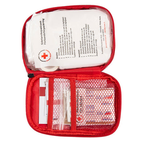 Matkailijan ensiapulaukku avattuna