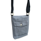 Kierrätystekstiilistä valmistettu kotimainen olkalaukku