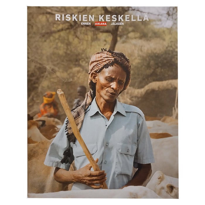 Riskien keskellä -lehti Aikana